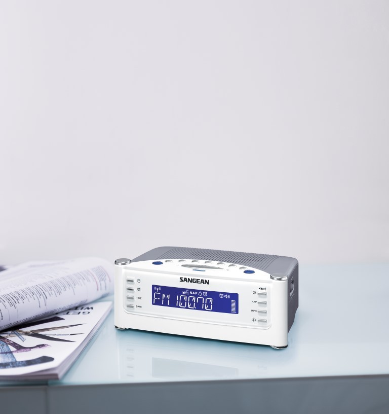 Radio sat budilica RCR-22